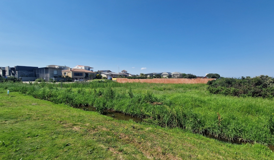 0 Bedroom Property for Sale in Wavecrest Eastern Cape